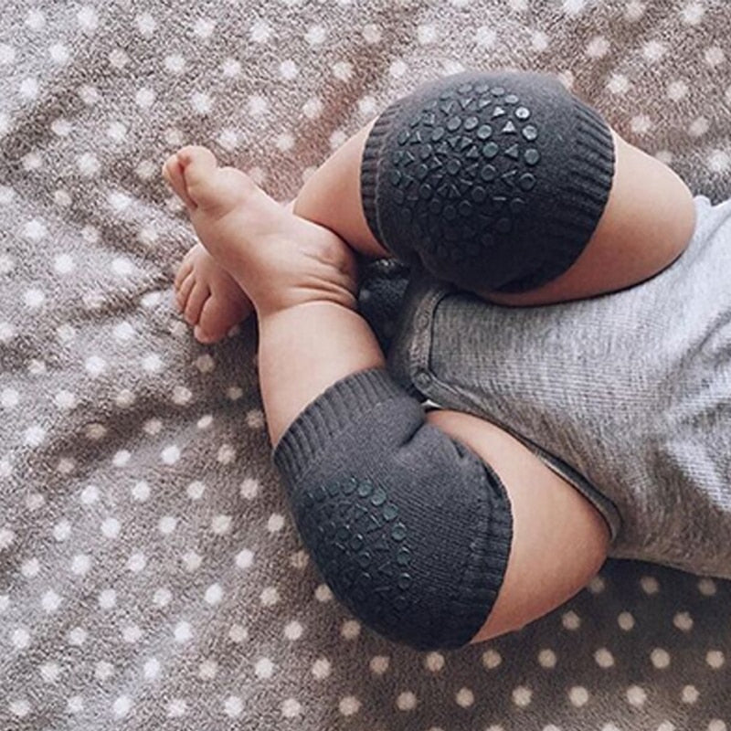 stretchable-baby-knee-pad-safety-crawling.jpg